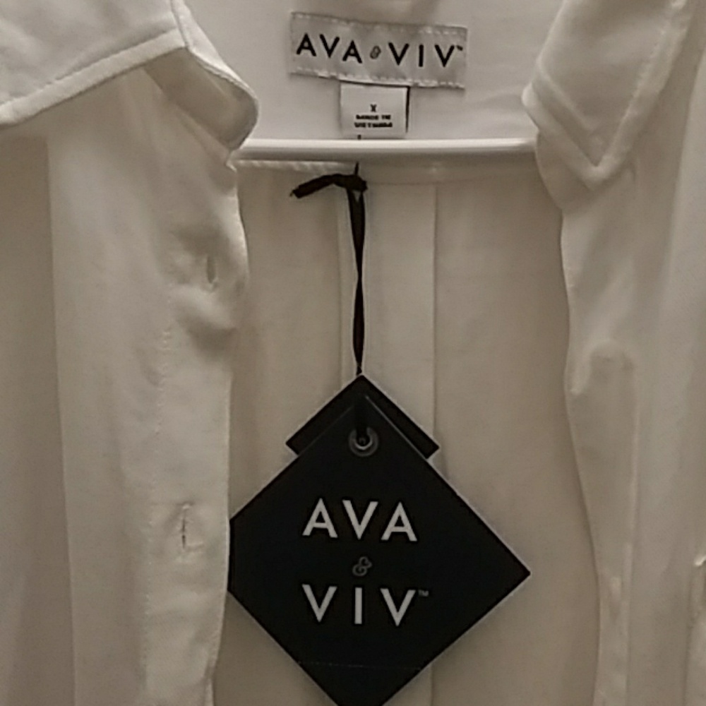 White no gap button up shirt